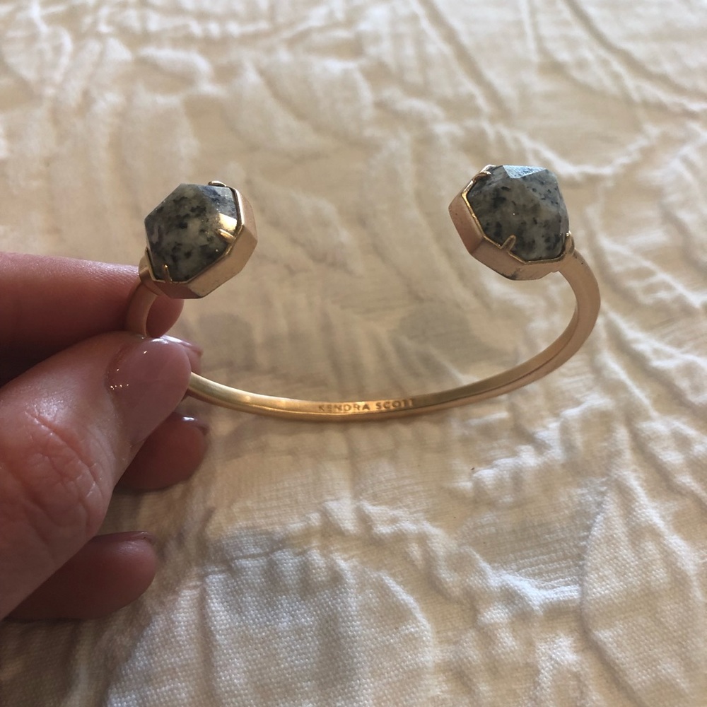 Kendra scott rose gold bangle